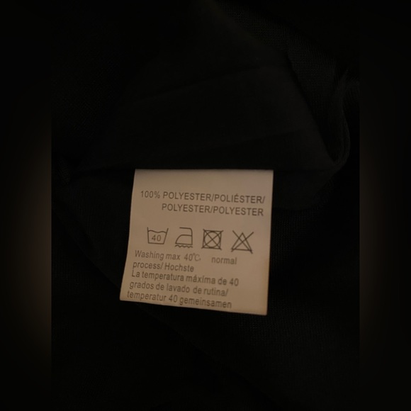 Oyamiki Black Blouse - Picture 8 of 8